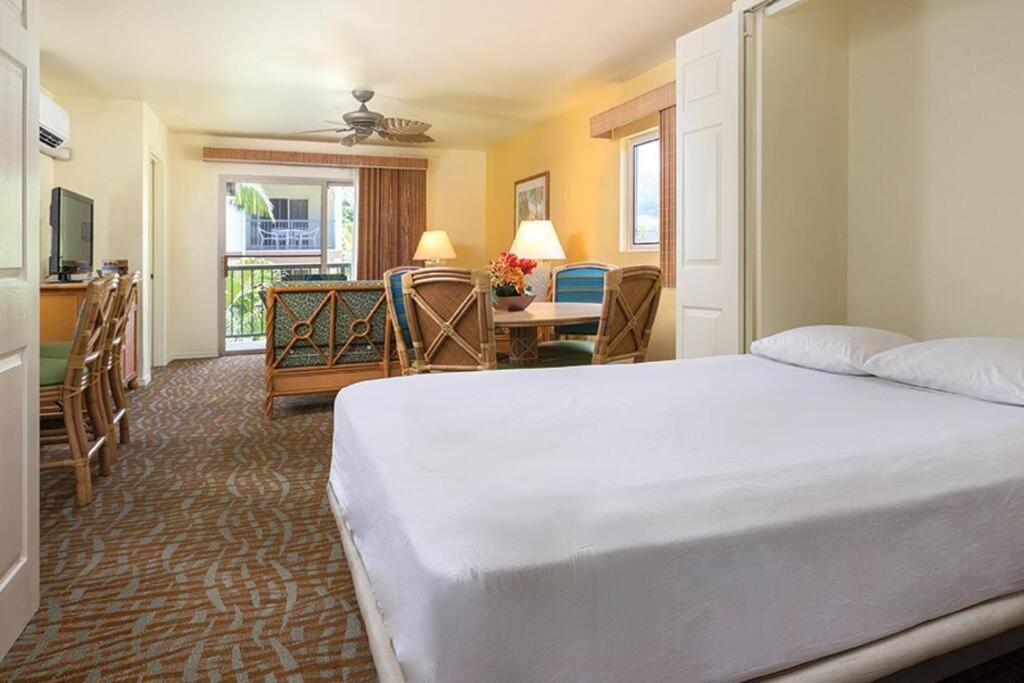 Beautiful 2 Bedroom Condo @ Kona! Kailua-Kona Bagian luar foto