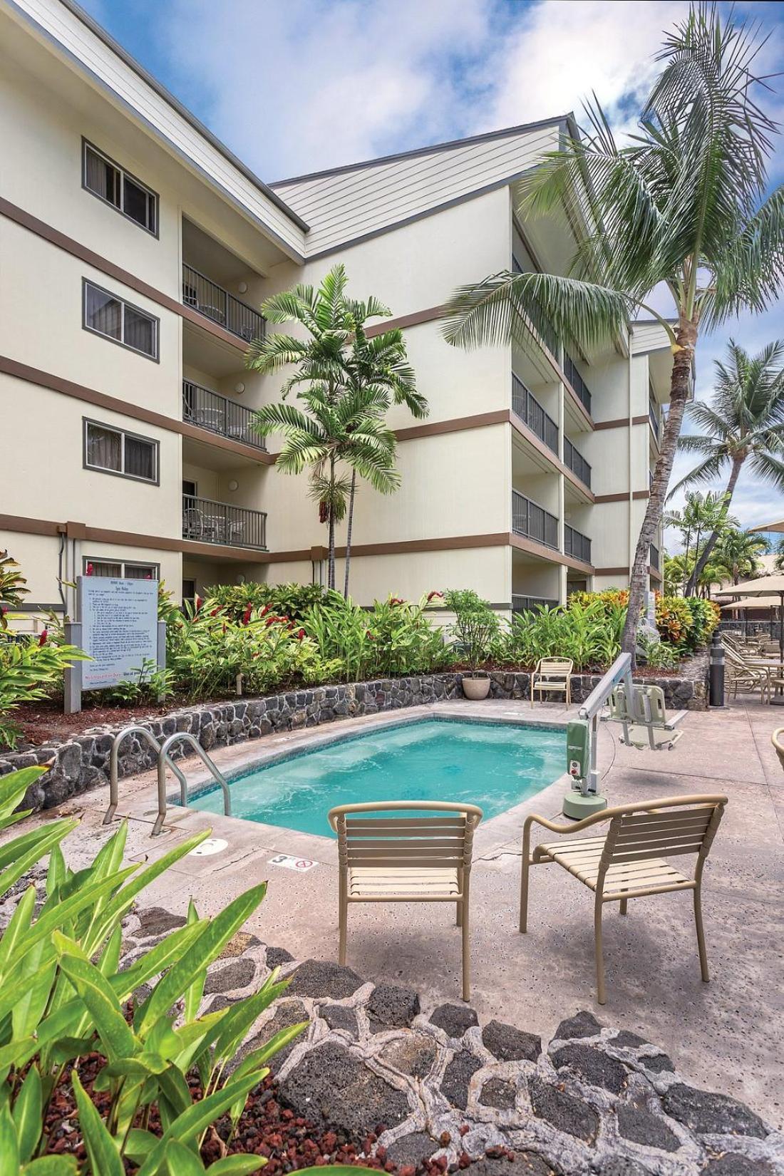 Beautiful 2 Bedroom Condo @ Kona! Kailua-Kona Bagian luar foto