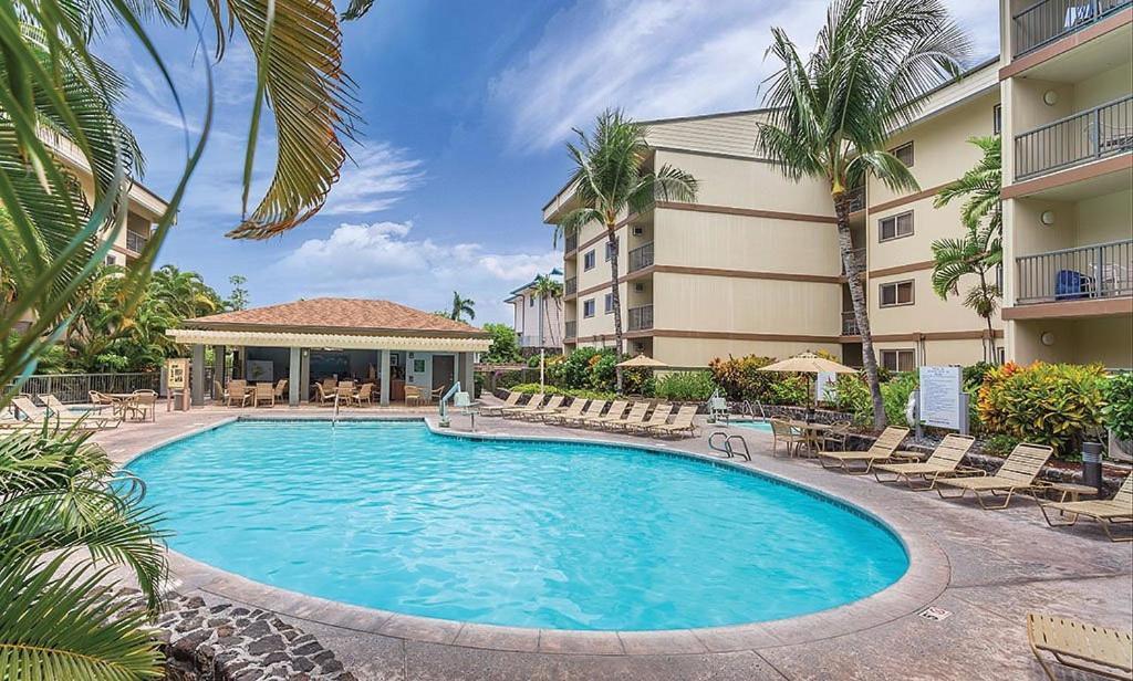 Beautiful 2 Bedroom Condo @ Kona! Kailua-Kona Bagian luar foto